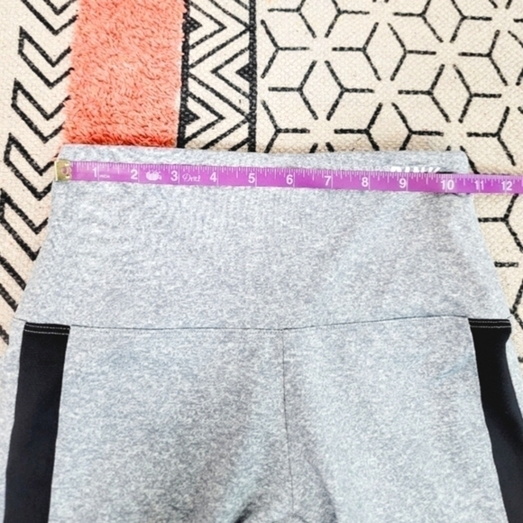 PINK SIDE STRIPE BIKE SHORTS, SZ XS - Picture 7 of 13